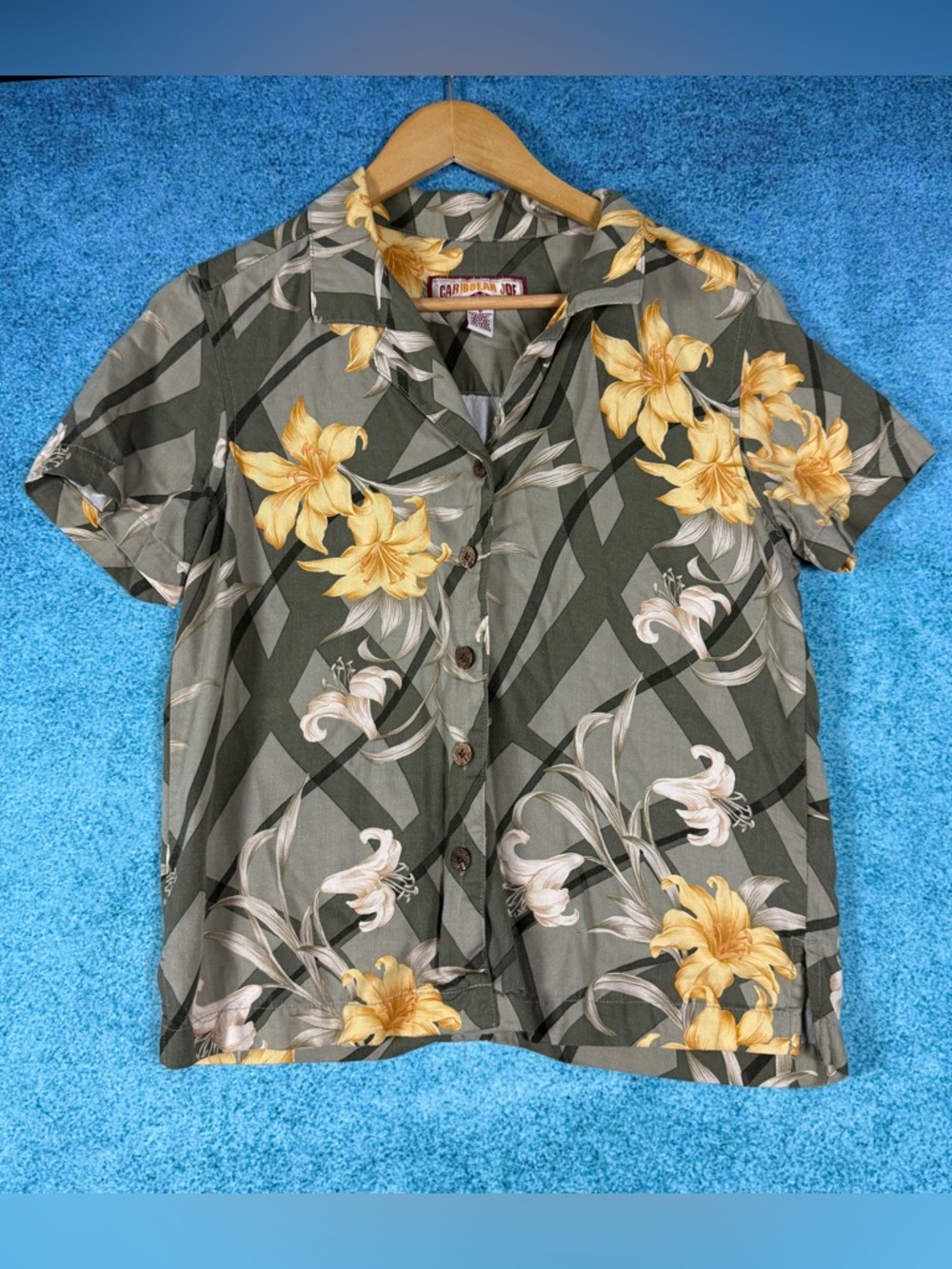 Caribbean Joe Floral Shirt Womens Small Olive Green Tropical Button Up Rayon